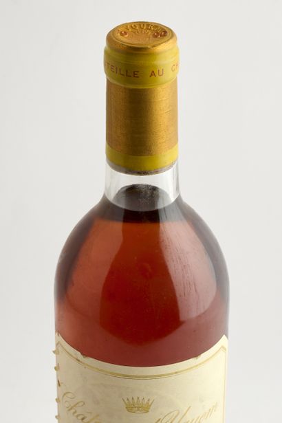 Vin - Château d'Yquem - Lur Saluces - 1990
1...