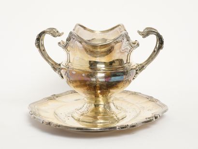 Orfèvrerie- France ca 1900 - Victor BOIVIN
Saucière....