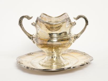 Orfèvrerie- France ca 1900 - Victor BOIVIN
Saucière....