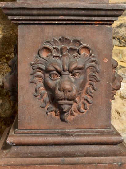 Vase médicis - Terracotta 
Paire de cratères...