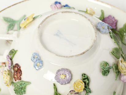 Meissen XVIIIe et XIXe - Porcelaine à décor...