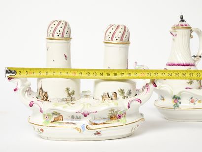 Höchst - Manufacture de porcelaine de Höchst
Huilier-Vinaigrier-Saupoudroirs...