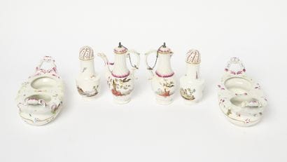 Höchst - Manufacture de porcelaine de Höchst
Huilier-Vinaigrier-Saupoudroirs...