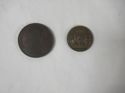 Lot de deux médailles en bronze, figurant...