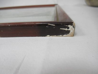 Impression figurant un planisphère. (nombreuses...