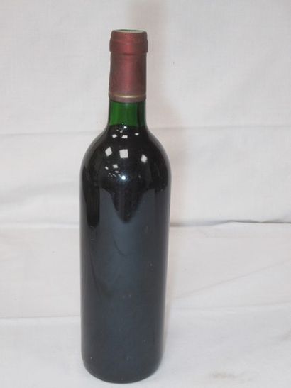 Bouteille de Saint Emilion, Grand Cru, Château...