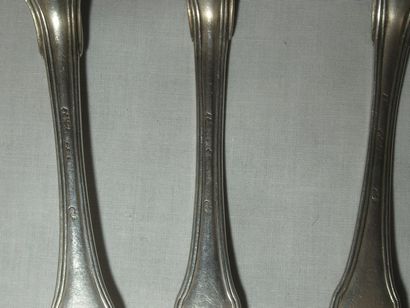 3 cuillères en argent. Non chiffrées. France,...