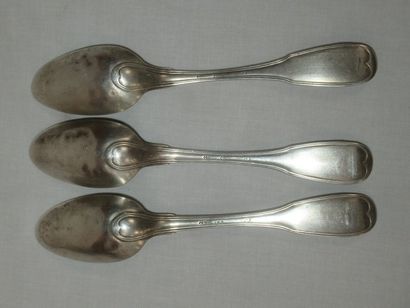 3 cuillères en argent. Non chiffrées. France,...