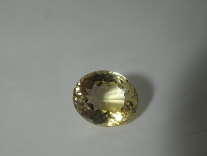 Citrine, ovale, facetée, 10,61 carats. Avec...