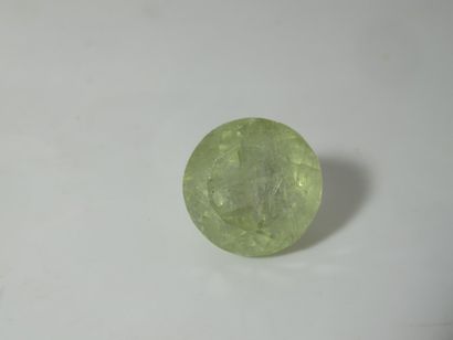 Héliodore, 14,8 carats. Avec son certficat...