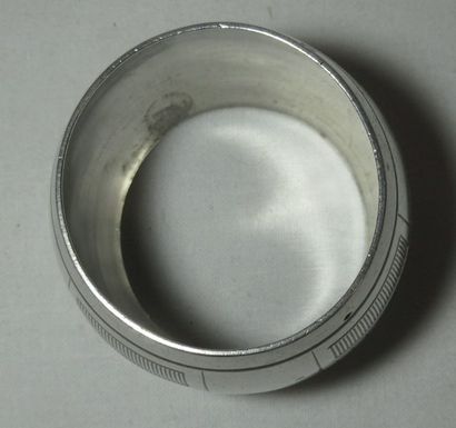Rond de serviette en argent, en forme de...