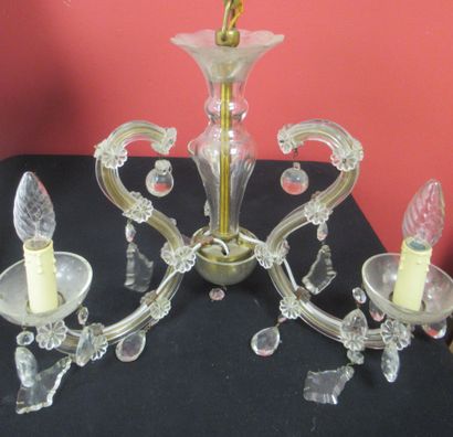 Petite suspension en verre et métal, dans...