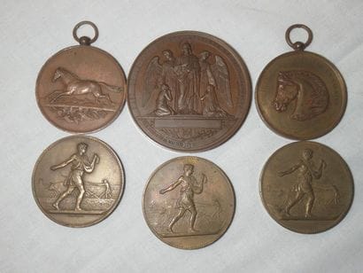 Lot de 6 médailles en bronze. Xxe. 6-7 c...