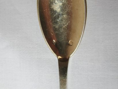 Cuillère à œuf en argent et vermeil. Minerve....