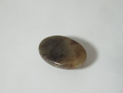 Saphir naturel, 10,1 carats. Avec son certificat...