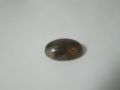 Saphir naturel, 10,1 carats. Avec son certificat...