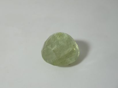 Héliodore, 14,8 carats. Avec son certficat...