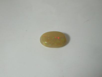 Opale, 1,8 carats. Avec son certificat I...