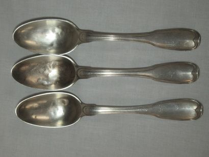 3 cuillères en argent. Non chiffrées. France,...