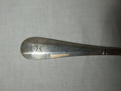 Cuillère à œuf en argent et vermeil. Minerve....