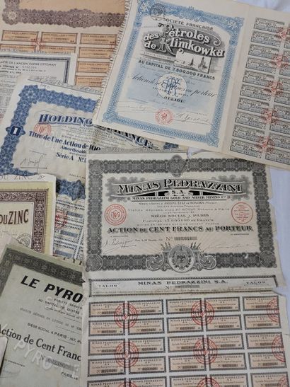 Set of 18 bearer bonds, including Société...