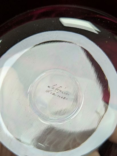 LALIQUE Baguier en cristal, à décor d'une...