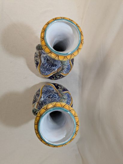 LUNEVILLE (Keller Guérin), paire de vases...