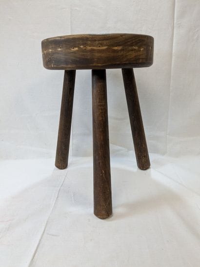 Tabouret d'enfant en bois naturel. Hauteur...
