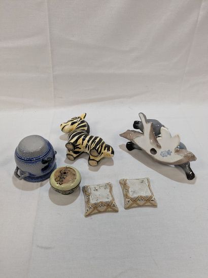 Lot en faïence et porcelaine comprenant des...