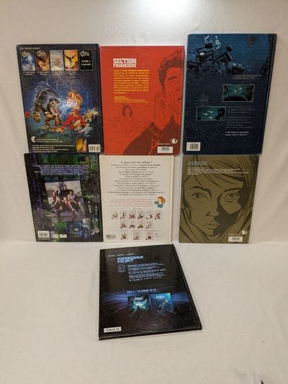 Lot de 7 bandes dessinées Les experts, Enchaînés…...
