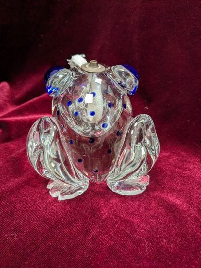 Amusante bougie en verre en forme de grenouille
H....