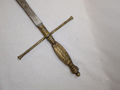 Epée décorative en métal, longueur 98 cm...