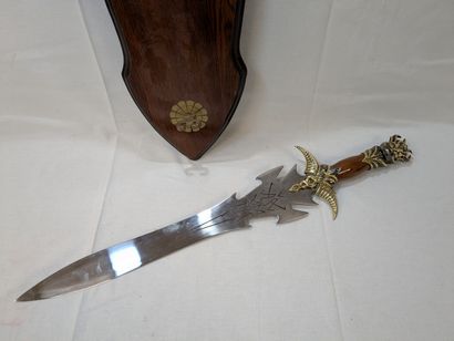 Epée décorative en métal et résine (58cm),...