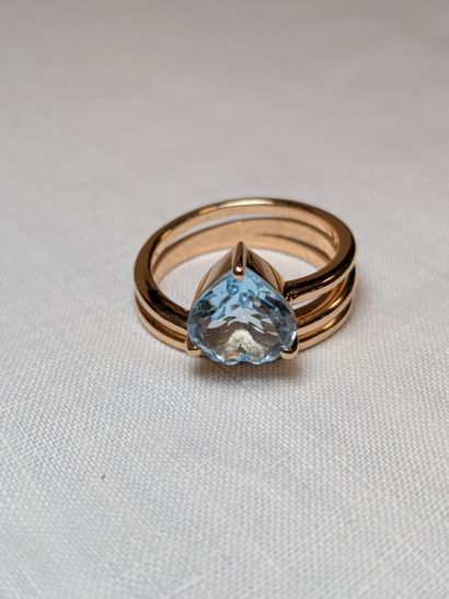 Bague en vermeil, sertie d'une topaze (2,75...