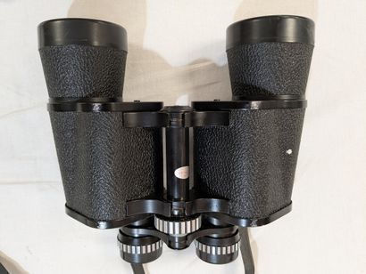 PATHESCOPE. Paire de jumelles en métal et...