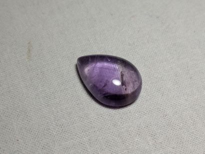 Améthyste, 12,1 carats. Avec son certifi...