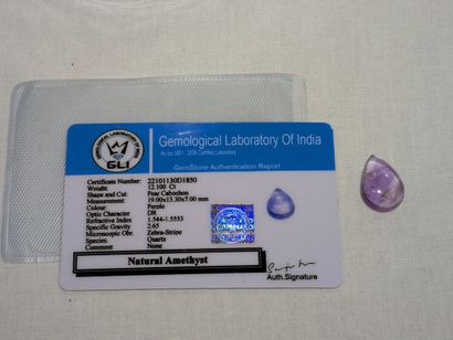 Améthyste, 12,1 carats. Avec son certifi...