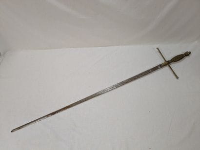 Epée décorative en métal, longueur 98 cm...