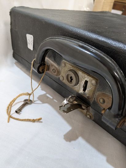 JAPY, machine à écrire en métal, dans son...