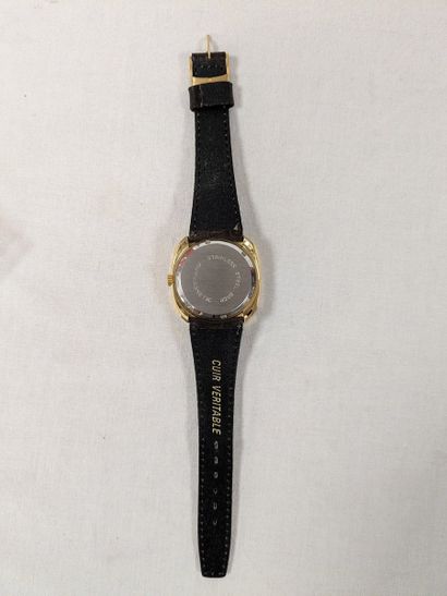 Franc maçonnerie, montre bracelet avec boitier...