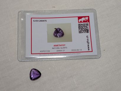 Améthyste, 6,43 carats. Provenance : Bolivie....