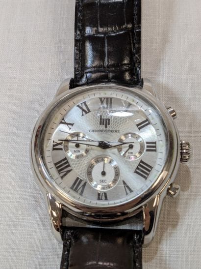 LIP Chronographe. Montre-bracelet en acier...