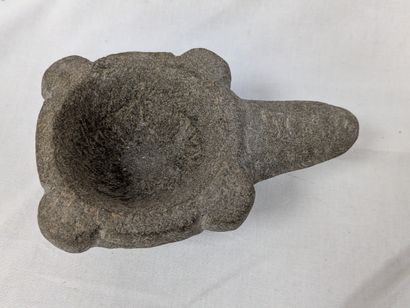 Stone mortar with engraved decoration. 6x14...
