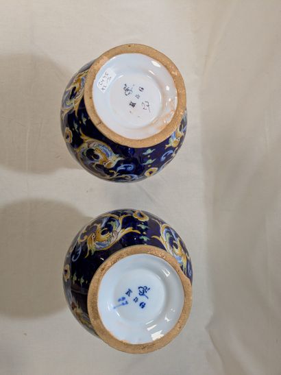 LUNEVILLE (Keller Guérin), paire de vases...