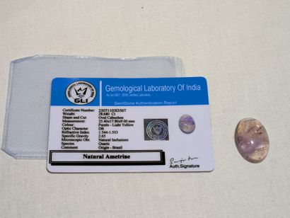 Amétrine, 28,68 carats. Provenance : Brésil....
