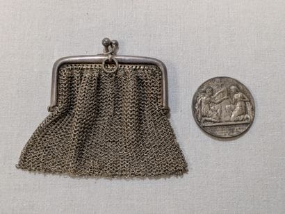Lot en argent comprenant une médaille de...