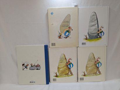 Lot de 5 bandes dessinées comprenant 4 albums...