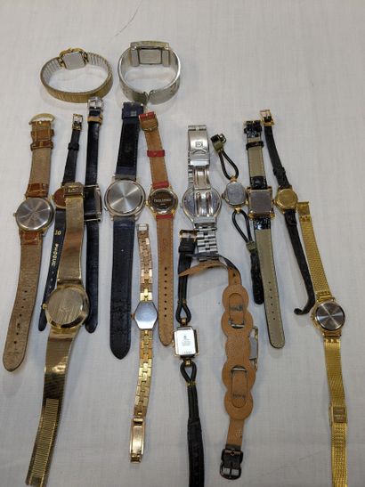 Lot de seize montres bracelet dame et homme,...