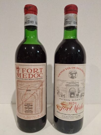Set of 2 bottles: 1 Fort de Médoc 1970 -...