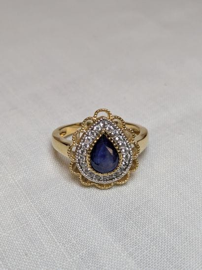 Bague en vermeil, sertie d'un saphir (traité,...